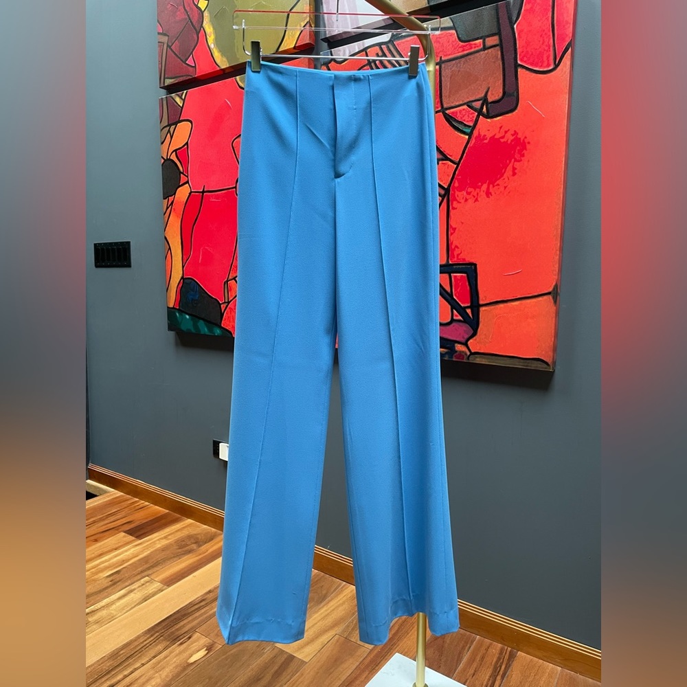 Alice & Olivia blue wide leg pants, size 0.